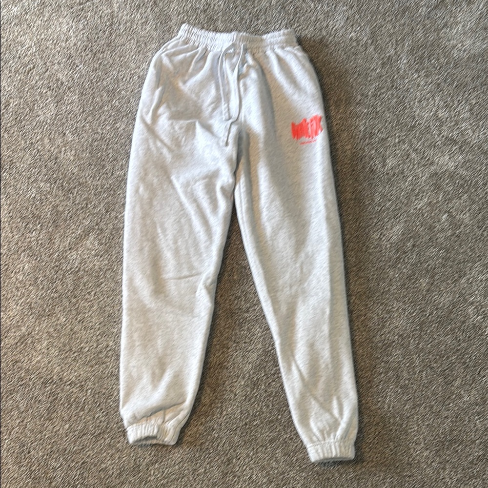 White Fox sweatpants size xxs